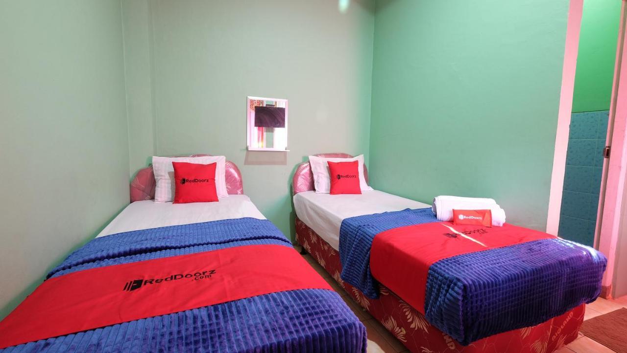 Reddoorz Near Mangrove Forest Kupang Kupang  Exteriér fotografie